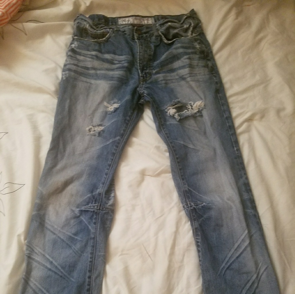 Akoo Jeans